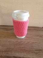 Crochet cup cozy, coffee cup sleeve, reusable coffee sleeve, coffee cup cozy in strawberry pink N2