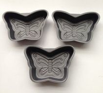 Yunko 3 Pack Nonstick Mini Pie Pans 5.1 inch Tarts,Tartlets,Cupcakes,Pies,Cheesecakes,Bread,Jelly,Pudding Mold... N9