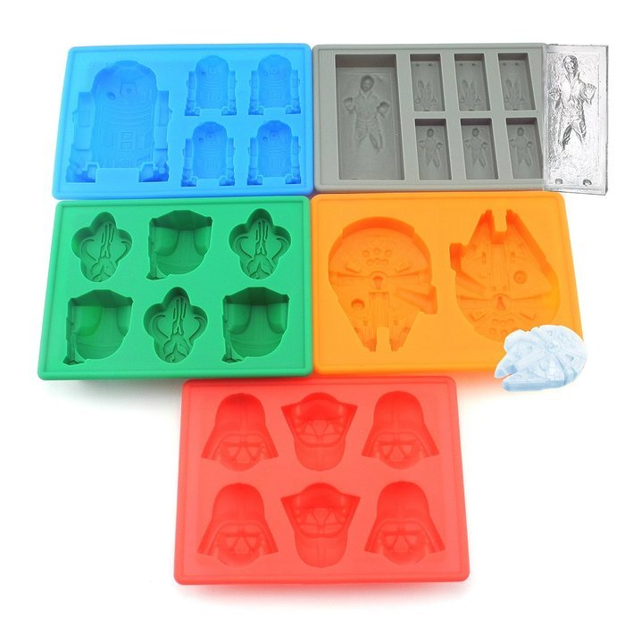 Set of 5 Star Wars Silicone Ice Trays / Chocolate Molds: Boba Fett, Han Solo, R2-D2, Millennium Falcon, Darth... N2