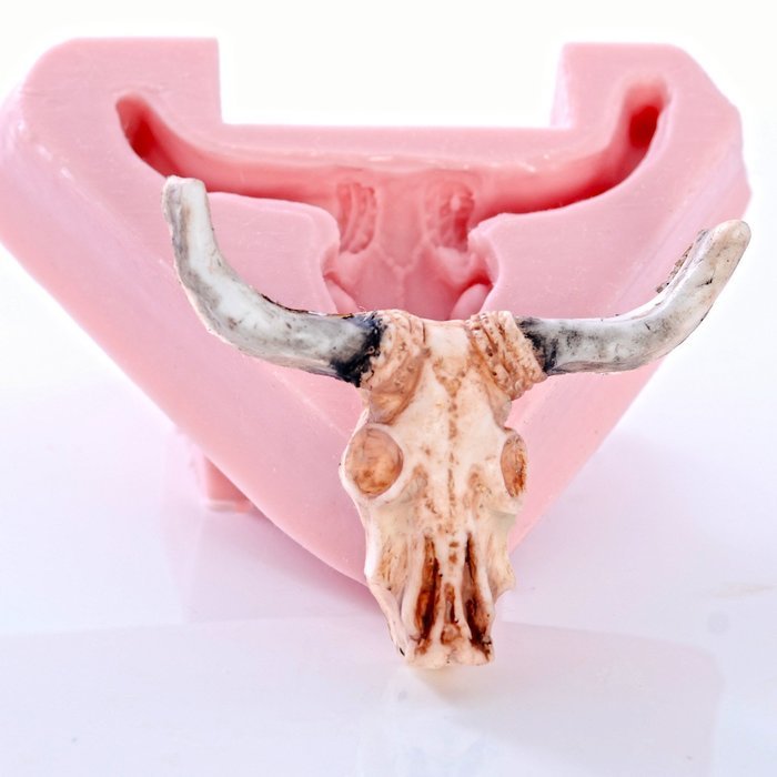 Steer Skull Silicone Mold Food Safe Mold Chocolate, Candy, Fondant, Craft Resin, Clay, Jewelry Mold.
