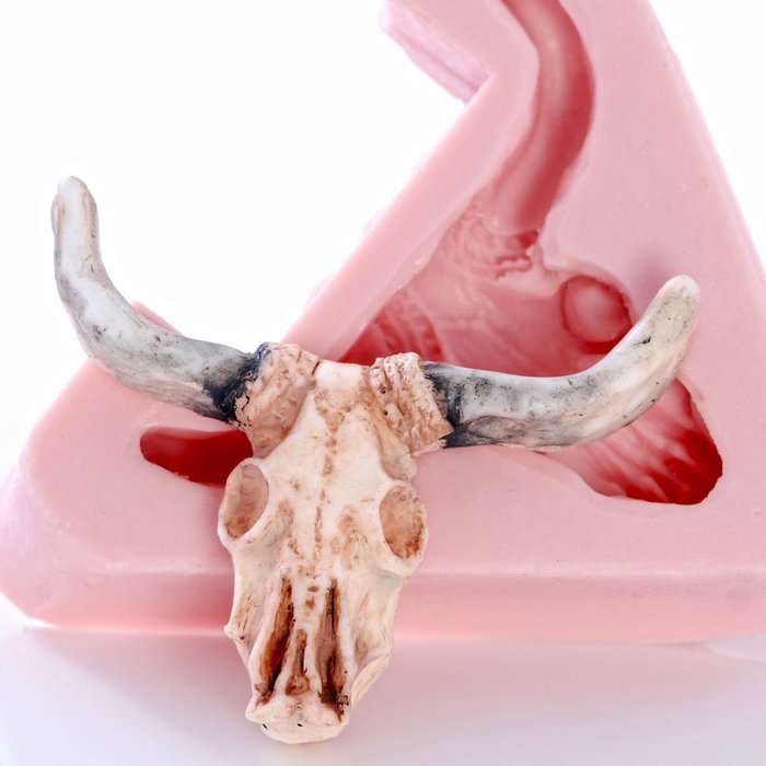 Steer Skull Silicone Mold Food Safe Mold Chocolate, Candy, Fondant, Craft Resin, Clay, Jewelry Mold. N2