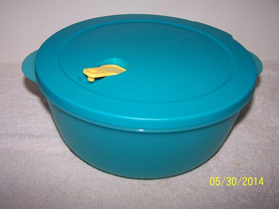 Tupperware Cyrstalwave 4 Qt Aqua Bowl by Tupperware N2