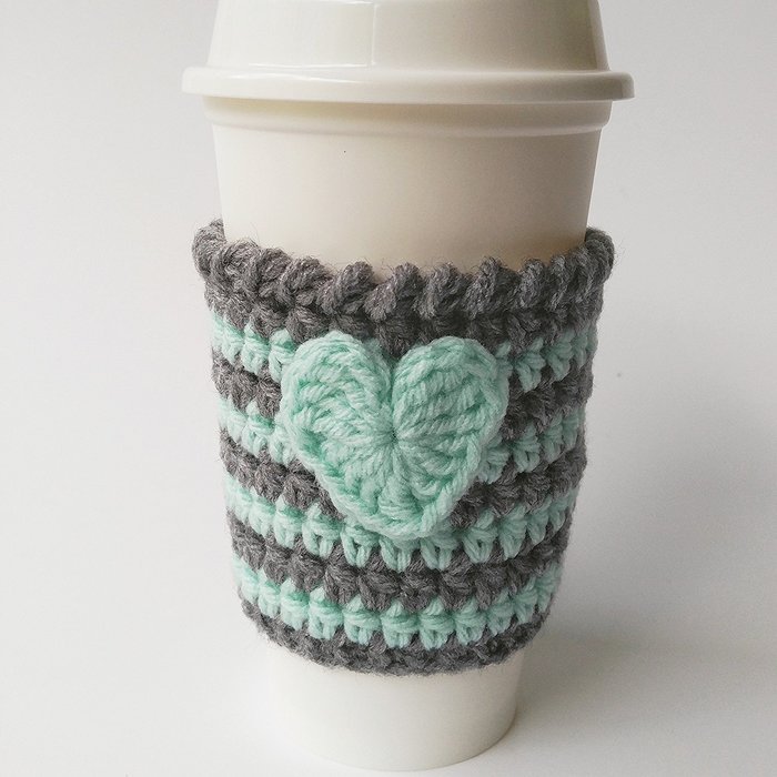Cup Sweater Mint and Grey with Mint Heart