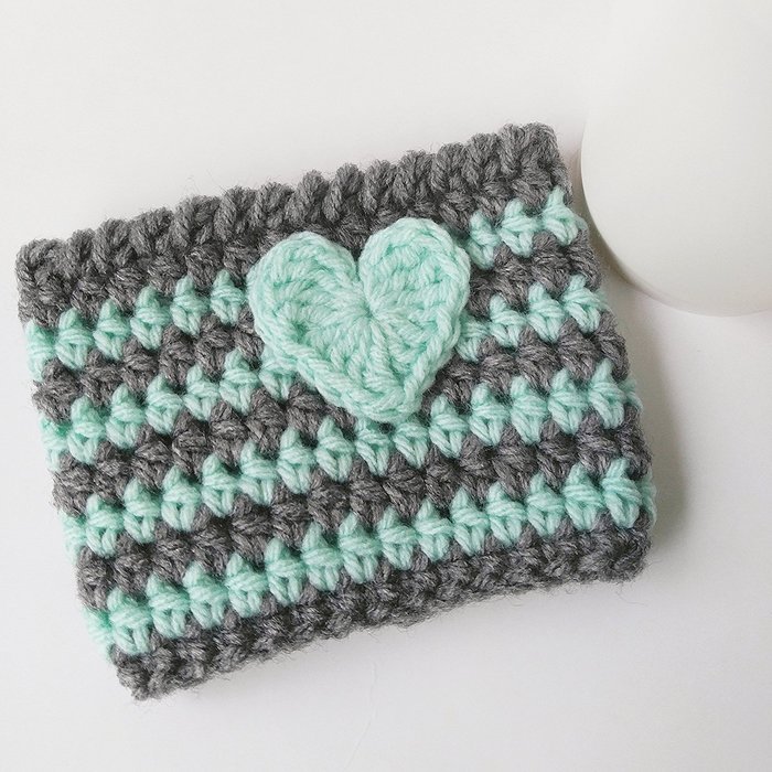 Cup Sweater Mint and Grey with Mint Heart N2