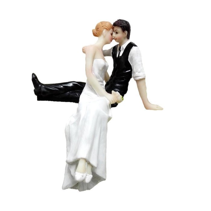 Wedding Cake Toppers Bride and Groom Sitting & Embracing Resin Dolls Wedding Decoration Present 4.7"*4.7"*5.3" N2