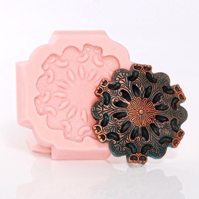 Round Steampunk Medallion Mold Easy To Use Flexible Silicone Food Safe Fondant, Chocolate, Candy, Resin, Polymer... N3