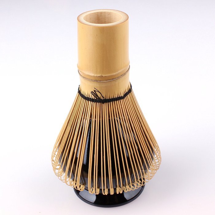 Goodwei Premium Matcha Tea Set "Kuro" - Ceremonial Bowl Chawan, Whisk and Holder - Gift Box (80 - white bamboo) N5