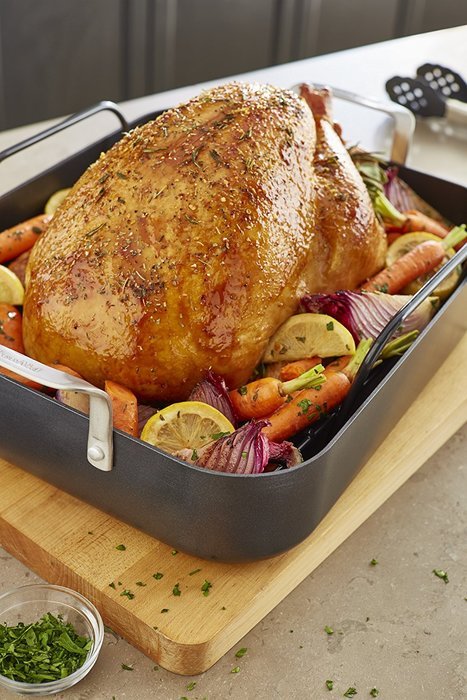 KitchenAid KC2H116RP 16" Hard Anodized Roaster with Rack - Midnight Black N5