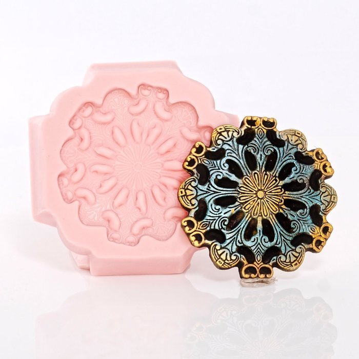 Round Steampunk Medallion Mold Easy To Use Flexible Silicone Food Safe Fondant, Chocolate, Candy, Resin, Polymer... N4