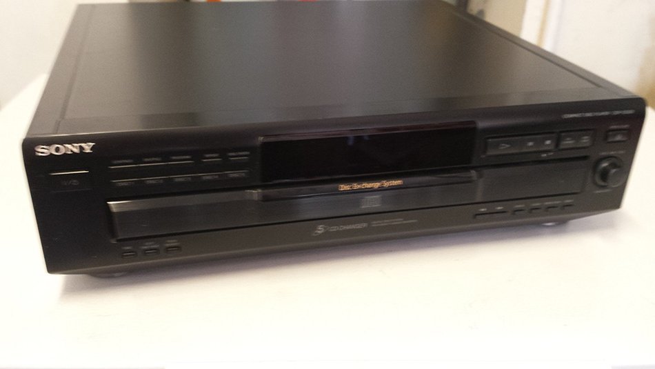 Sony Cdp-ce235 5 Disc Cd Changer Cd Player