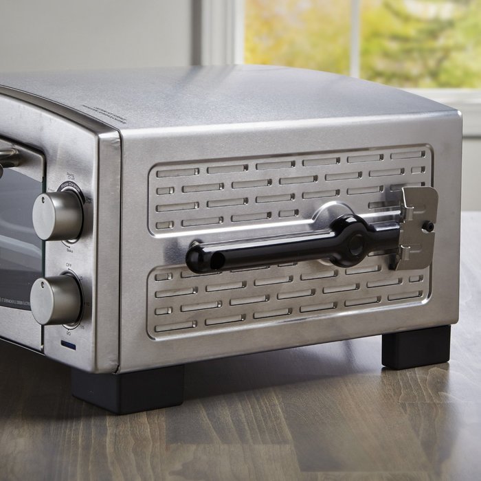 BLACK+DECKER P300S 5-Minute Pizza Oven & Snack Maker, Pizza Oven, Toaster Oven, Stainless Steel N5