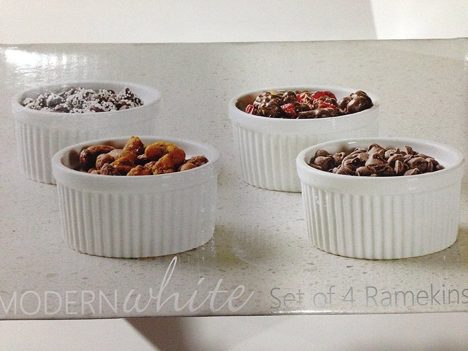 Modern White set of 4 Ramekings