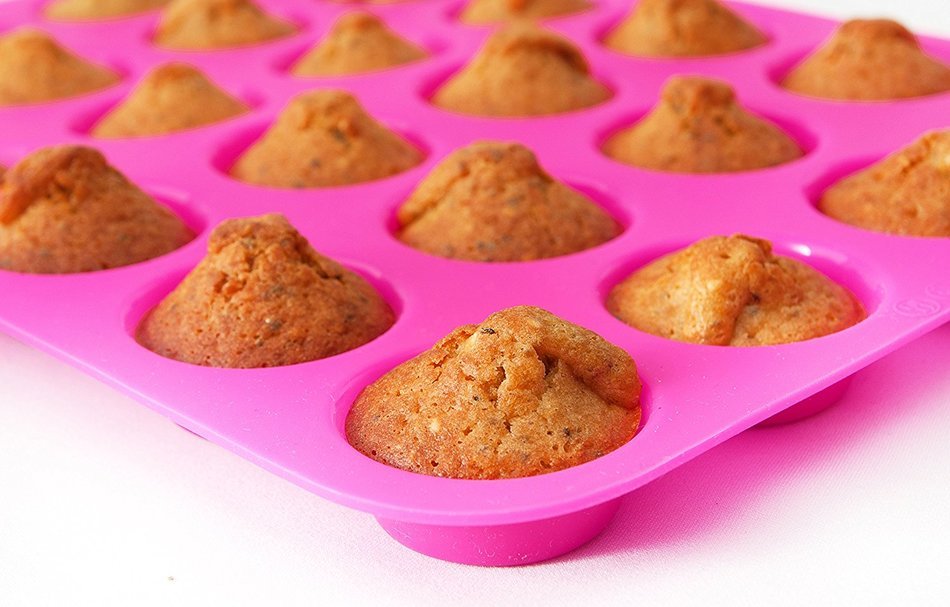 Silicone Mini Muffin & Cupcake Pan - 24 Cups Pink Mold & Baking Tray- Reusable, Non-Stick Bakeware - Heat Resistant... N7