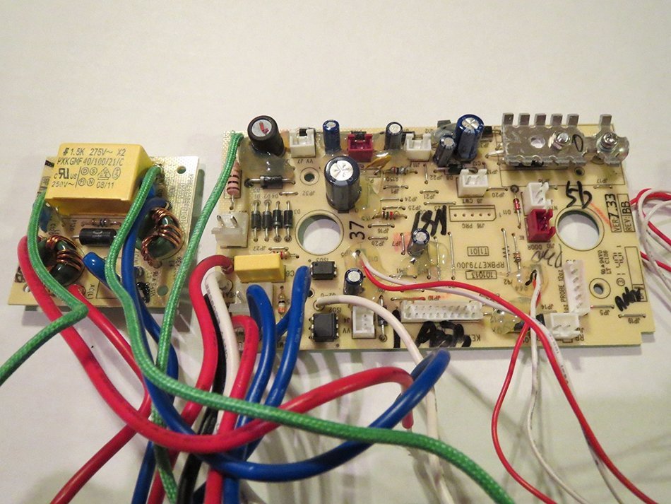 Keurig B70 Circuits and Wiring