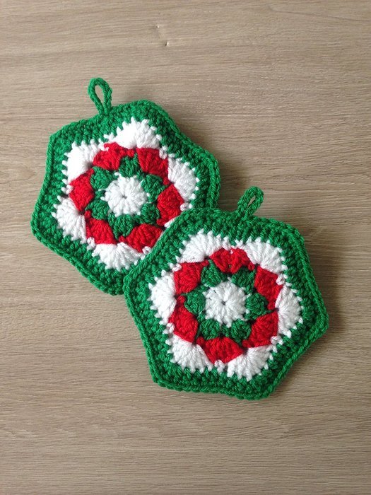 Crochet pot holders in Christmas motive, crochet potholders N5