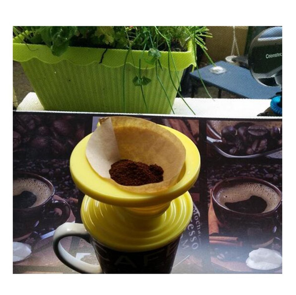 Kuke Reusable Silicone Coffee Dripper with Hook,Collapsible Coffee Filter Holder, Food Grade Tea Filter Cone (... N22