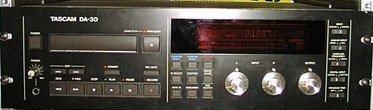 TASCAM DA-30 Digital Audio Tape Deck N2