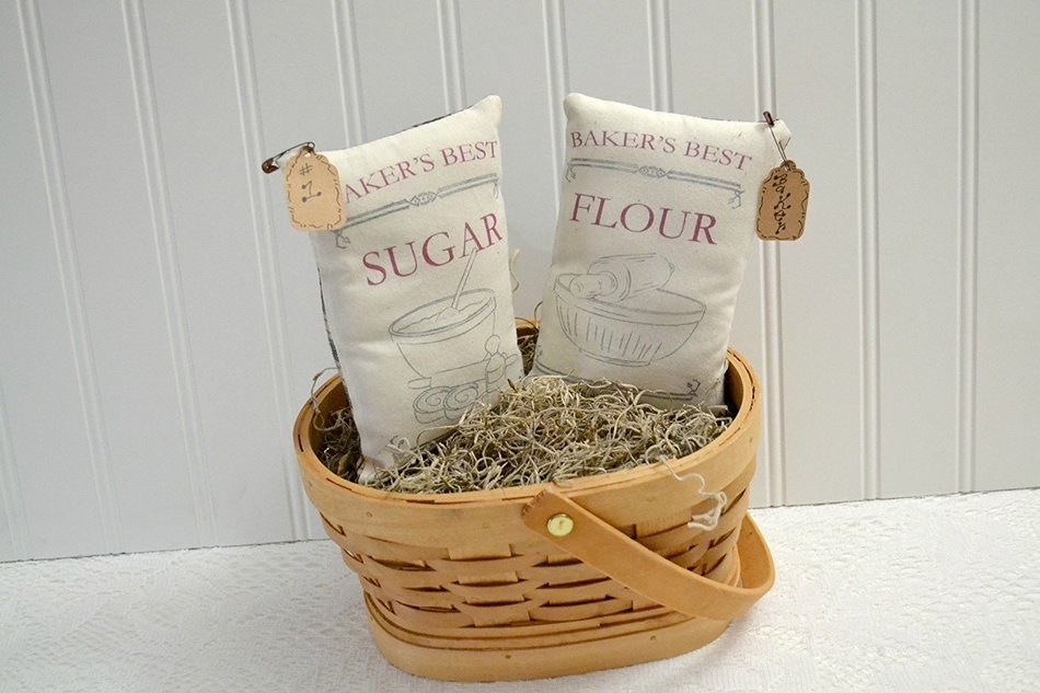 Primitive feed sacks pillow tucks bowl filler N7