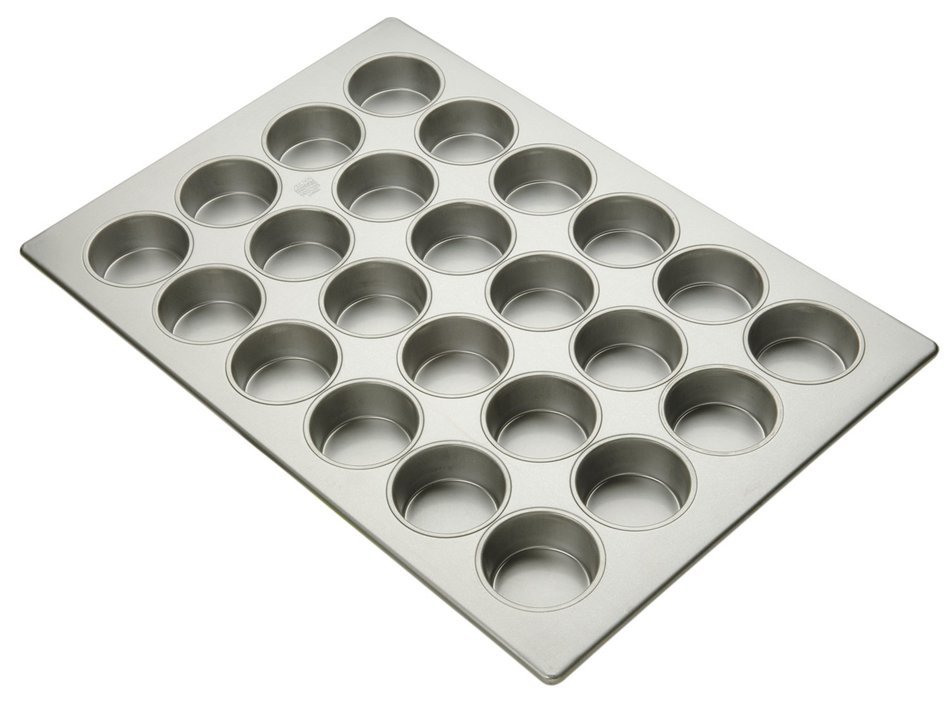 Focus Foodservice Commercial Bakeware 24 Count 3-3/8-Inch Jumbo Muffin Pan