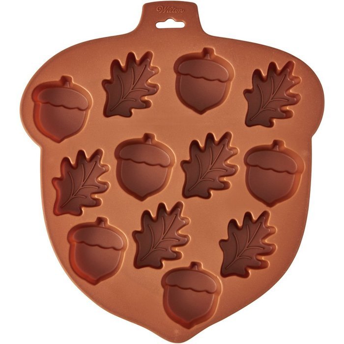 Wilton Silicone Leaf Acorn Mold N2