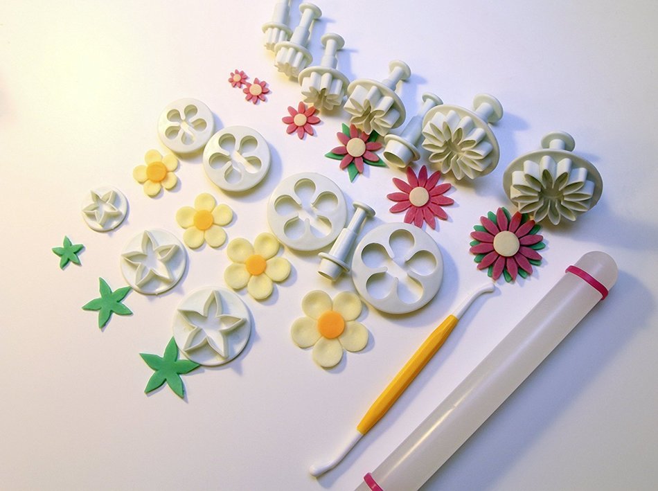 Sorcery Products &trade; (15 Sets / 60 pcs)Fondant Heart Flower Cake Sugarcraft Cookie Mould Icing Plunger Cutter Tool... N7