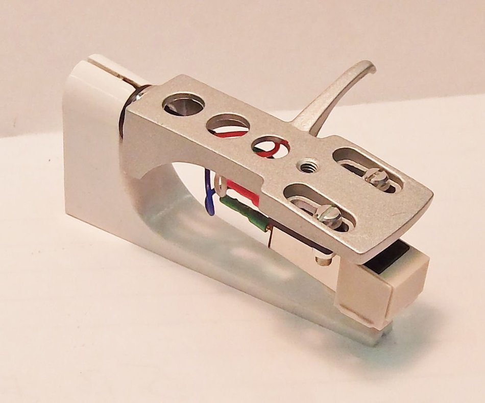 NEW SILVER DELUXE TURNTABLE HEADSHELL with NEW AT3600 CARTRIDGE & NEEDLE. N2