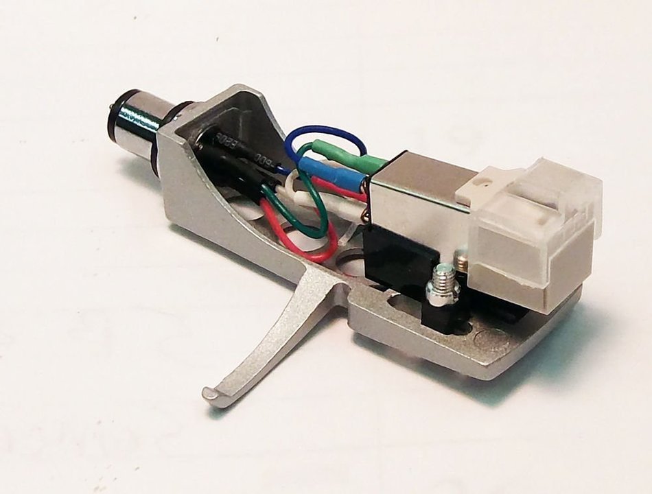 NEW SILVER DELUXE TURNTABLE HEADSHELL with NEW AT3600 CARTRIDGE & NEEDLE. N3