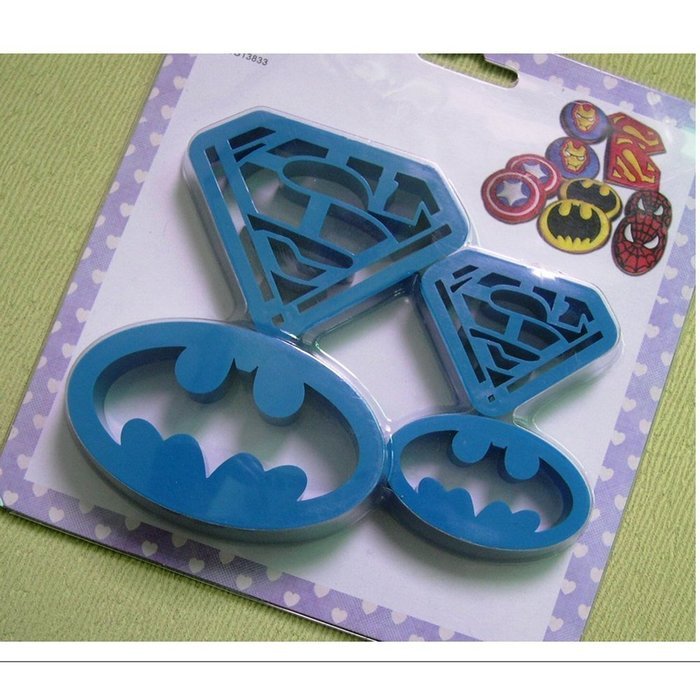 Batman Superman Cookie Cutter Biscuit Mold 4PCS Set N4