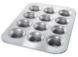 USA Pan Bakeware Aluminized Steel Crown Muffin Pan, 12-Cup