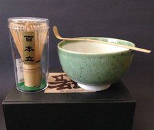 Japanese Porcelain Oribe Matcha Bowl with Spoon &amp; 100 Count Whisk Tea Ceremony Gift Set