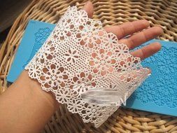 Anyana Sculpture Silicone Fondant Sugarcraft Mould Embossing Mat Cake Decoration daisy