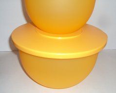 Tupperware Classic Impressions 3 Nesting Mixing Bowls Salad Bowl Set Goldenberry Tangerine Orange N2