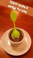 4-Pack Cozy Brew Loose Leaf Silicone Stainless Steel Tea Infuser with Drip Tray N9