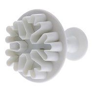 Sher Snowflake Shaped Cookie Cutter with Plunger (3pcs) N2