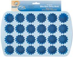 WMU - Easy-Flex Silicone Bite Size Daisy Mold-24 Cavity