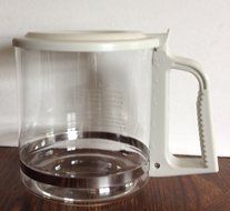 Black &amp; Decker Glass Carafe DCM1-04 to DCM6-04 Countertop Drip Coffeemakers replacement pot. N2