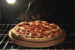 Dough-Joe&reg; Pizza and Baking Stone 14.5" Round by 7/8" Thick (USA) N2