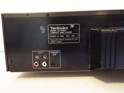 Technics SL-PD827 5 Disc CD Player N6