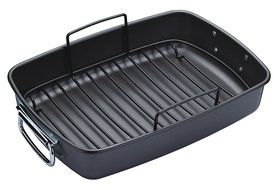 Master Class Non Stick Roaster with Rack 42.5cm x 29.5cm x 7cm by Kitchen Craft N2