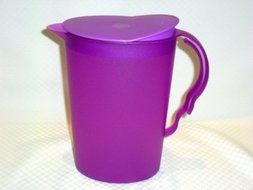 Tupperware Impressions 2 Qt Refrigerator Pitcher New Purple by Tupperware