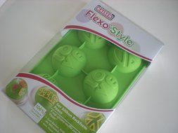 Kaiser 6-cup Silicone Muffin Pan - Peace N2