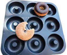 Large Professional Grade Non-Stick Silicone Donut Pan, Makes 9 Full Size Donuts, BPA Free, Oven, Dishwasher and... N10
