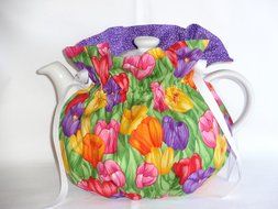 Pretty Tulips 6 Cup Reversible Tea Pot Cozy