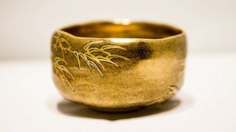 Matcha bowl chawan Kutaniyaki gilded with gold leaf Artist Artwork Hasegawa Suikou N8