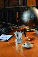 Bialetti 6988 Brikka Stovetop Espresso Maker, 4-Cup N9