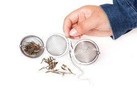 Tea Ball Infuser,ERZA SCARLET Stainless Steel Mesh Tea Ball,Perfect Strainer for Tea with Cozy Tea Time,Set of 2