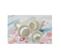 Anyana 3pcs set Round Plastic Plunger And Cookie Cutter Cake Mould Tool Kitchen Tool Sugar Paste Baking Mould... N2