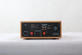 SONGSUN Compact Disc Player with USB and iPod Digital Interface （wood） N3