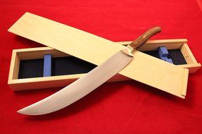 Laguiole Style Champagne Saber Knife Wine Opener Bottle With Elegant wooden Box N6