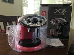 Francis Francis X7.1 Iperespresso Machine, Pink N2